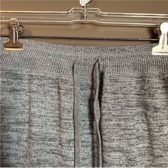 3 for $30! Joe fresh active grey knit skirt - Picture 2 of 9